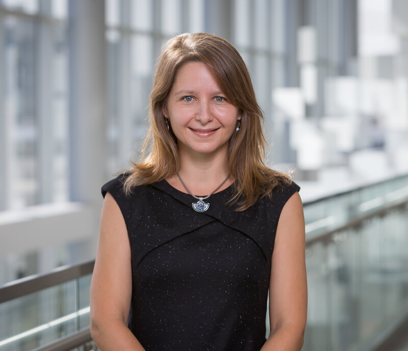 Dr Una Makris 10122020 IM 2634